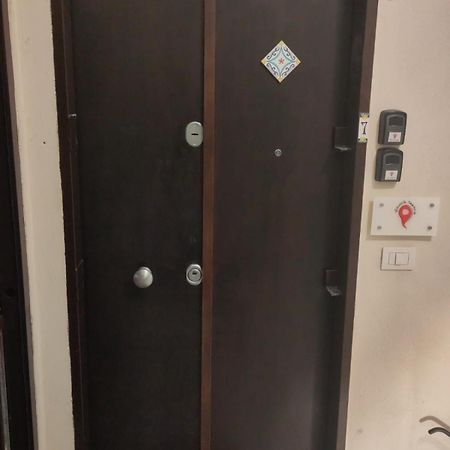 Staicca Rooms Napoli Esterno foto